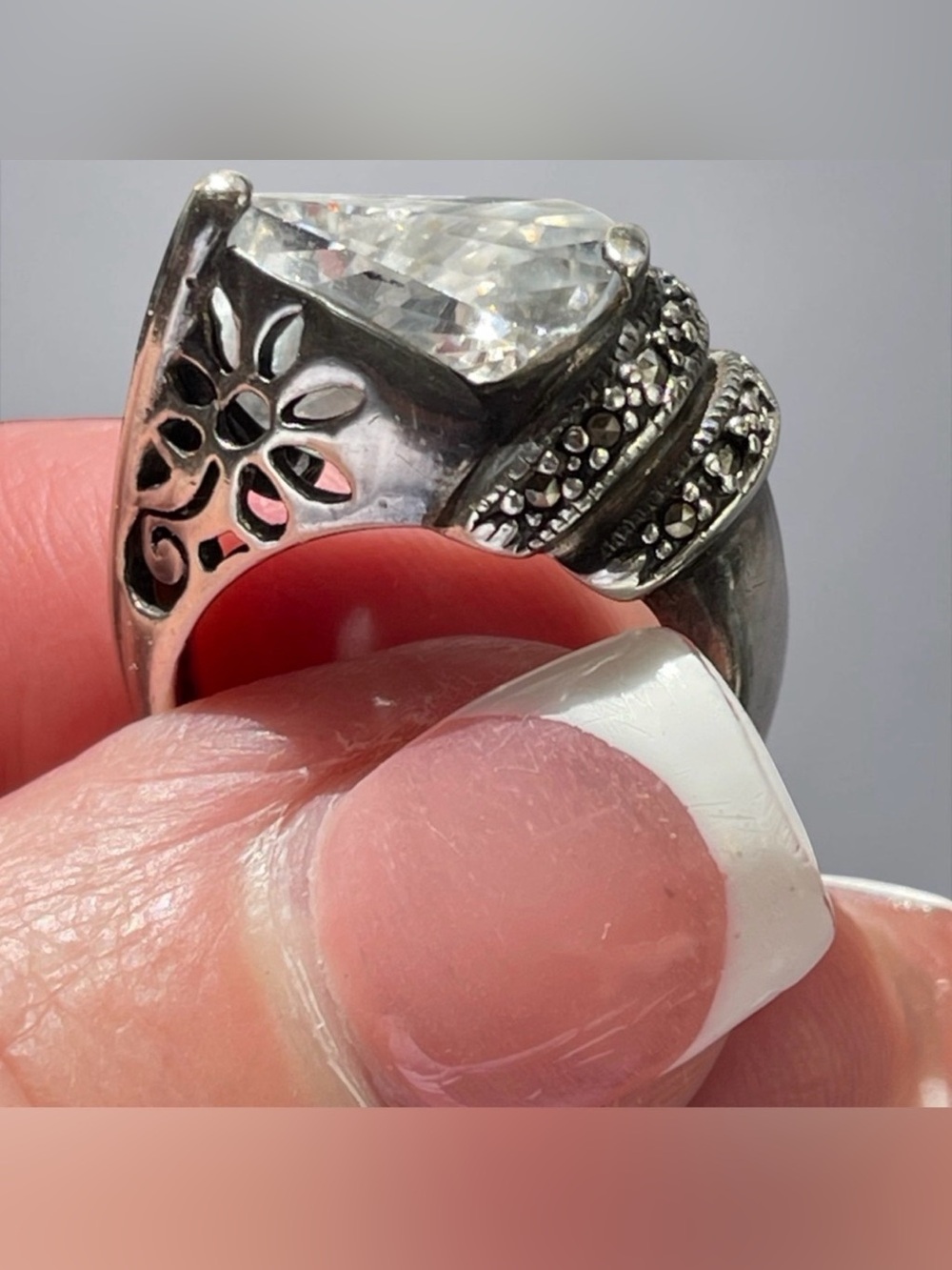 925 Sterling Silver Shield Cut Linear Faceted CZ Marcasite Statement Ring 6.25